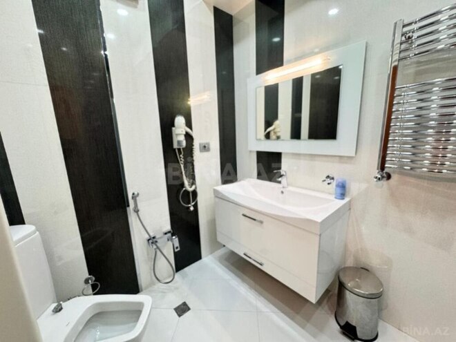 Satılır 4 otaqlı yeni tikili 220 m², 28 May m., photo 14 from 15