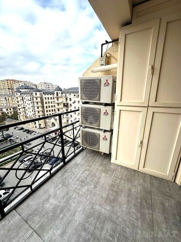 Продаётся 4-комн. новостройка 194 м², photo 12 from 20