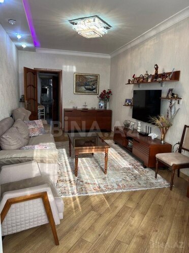 Продаётся 2-комн. вторичка 65 м², Бинагадинский р., photo 5 from 23
