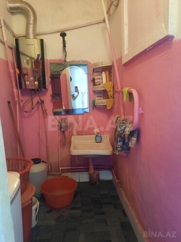Satılır 2 otaqlı köhnə tikili 65 m², Bakıxanov q., photo 16 from 18