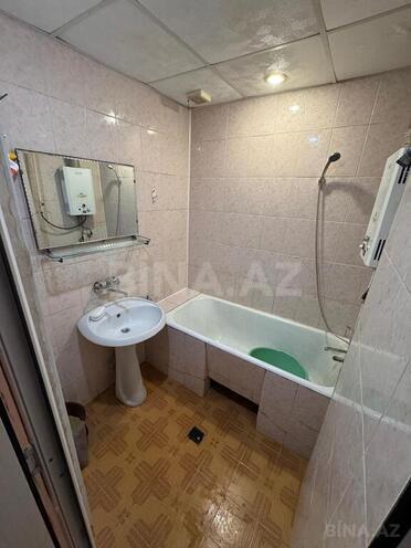 Продаётся 3-комн. вторичка 75 м², м. Ази Асланов, photo 9 from 10
