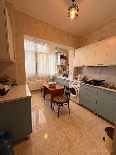 Продаётся 3-комн. вторичка 75 м², м. Ази Асланов, photo 6 from 10