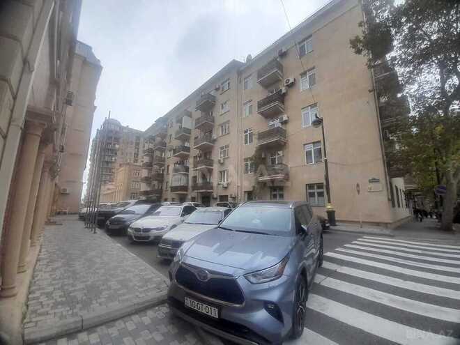 Продаётся 1-комн. вторичка 35 м², м. Ичеришехер, photo 8 from 18