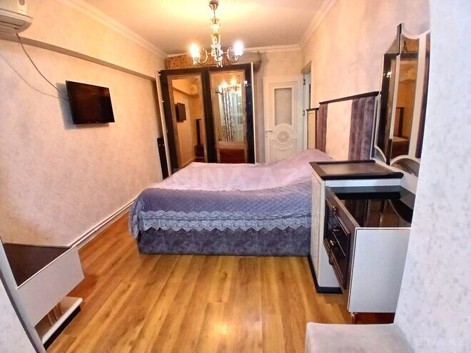 Продаётся 3-комн. вторичка 85 м², м. Кара Караев, photo 4 from 29