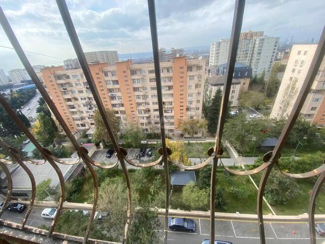 Продаётся 4-комн. вторичка 99 м², м. Ахмедлы, photo 23 from 32