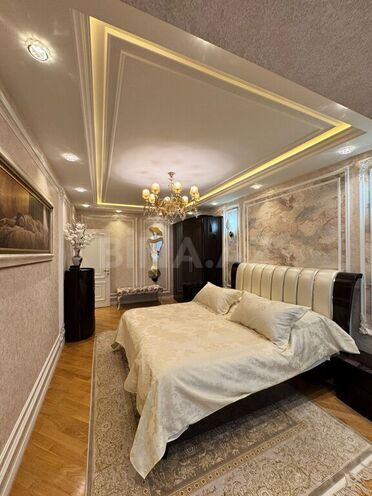 Satılır 4 otaqlı köhnə tikili 140 m², Gənclik m., photo 8 from 17