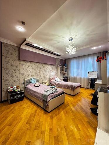 Satılır 5 otaqlı yeni tikili 300 m², 28 May m., photo 13 from 29