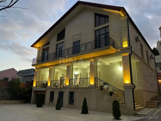 Satılır 5 otaqlı həyət evi/bağ evi 300 m², Badamdar q., photo 1 from 19