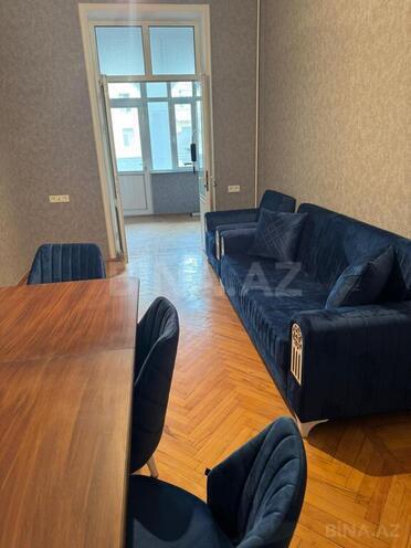 İcarəyə verilir 3 otaqlı köhnə tikili 72 m², 28 May m., photo 3 from 17