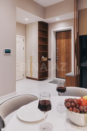 Сдаётся 2-комн. новостройка 59 м², м. Низами, photo 23 from 32