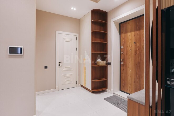 Сдаётся 2-комн. новостройка 59 м², м. Низами, photo 25 from 32