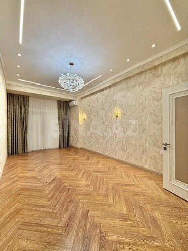 Продаётся 4-комн. новостройка 195 м², м. 28 мая, photo 8 from 32