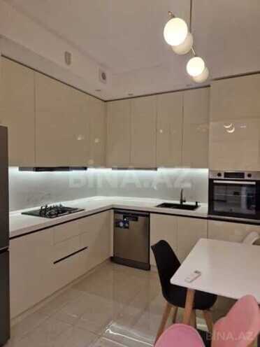 Сдаётся 3-комн. новостройка 120 м², м. 8 ноября, photo 9 from 16