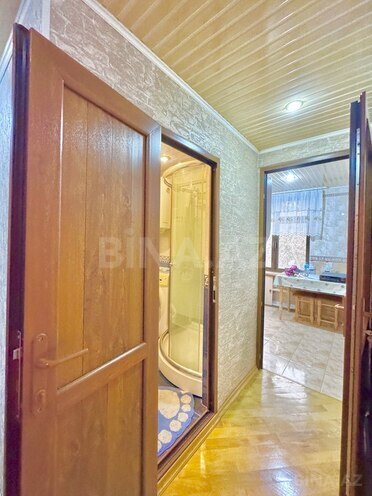 Satılır 3 otaqlı köhnə tikili 80 m², Qara Qarayev m., photo 16 from 19