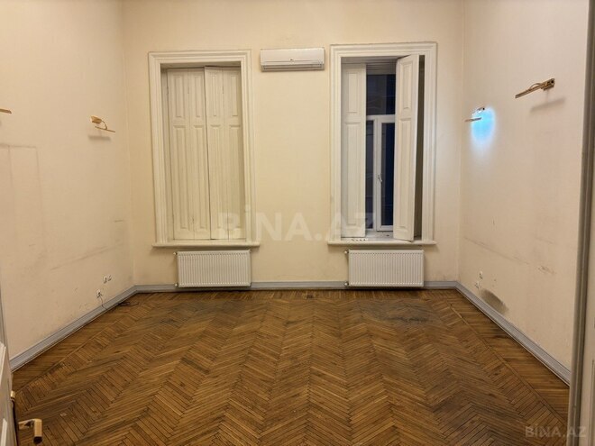 Сдаётся 8-комн. вторичка 362 м², м. Ичеришехер, photo 9 from 19