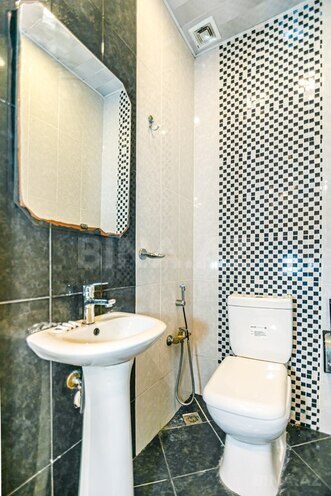 Сдаётся 3-комн. новостройка 180 м², м. 8 ноября, photo 10 from 32