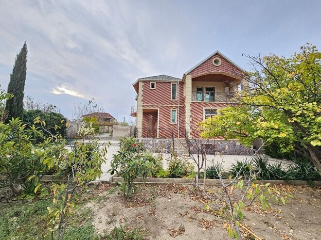 Satılır 5 otaqlı həyət evi/bağ evi 150 m², Novxanı q., photo 1 from 32