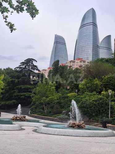 Продаётся 2-комн. вторичка 50 м², м. Ичеришехер, photo 4 from 17