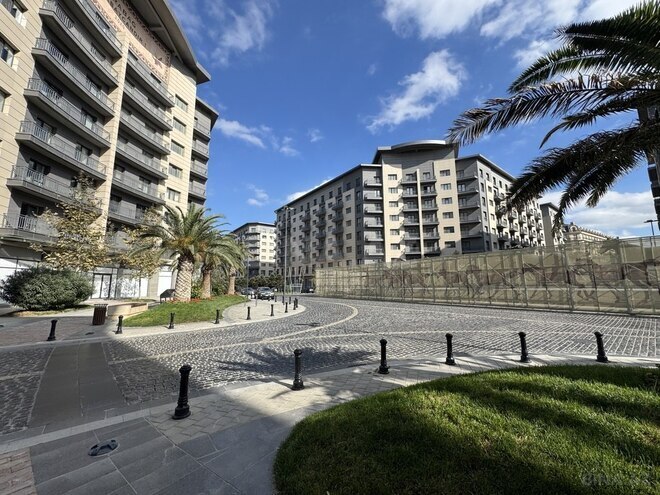 Satılır 3 otaqlı yeni tikili 136 m², Ağ şəhər q., photo 1 from 8