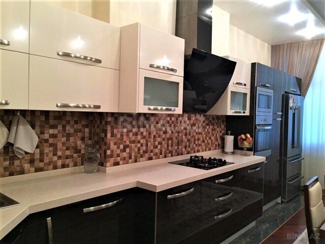 Продаётся 5-комн. новостройка 220 м², м. Элмляр Академиясы, photo 13 from 20