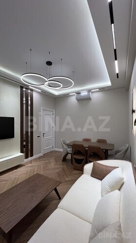 Продаётся 2-комн. новостройка 68 м², м. Элмляр Академиясы, photo 5 from 13