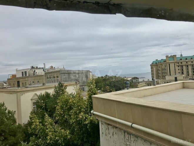 Satılır 4 otaqlı köhnə tikili 120 m², İçəri Şəhər m., photo 14 from 17