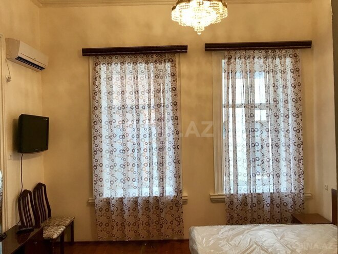 Satılır 4 otaqlı köhnə tikili 120 m², İçəri Şəhər m., photo 6 from 17