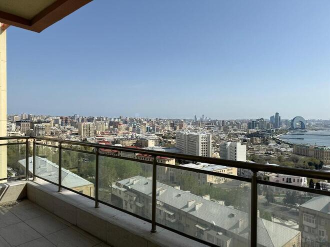 Satılır 4 otaqlı yeni tikili 214 m², İçəri Şəhər m., photo 12 from 22