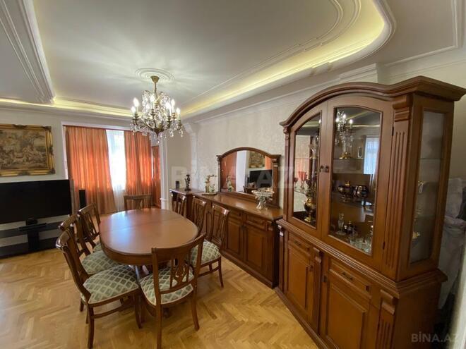 Satılır 3 otaqlı köhnə tikili 130 m², Nəriman Nərimanov m., photo 11 from 19