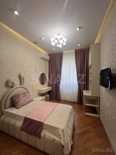 Продаётся 4-комн. новостройка 145 м², м. 8 ноября, photo 19 from 32