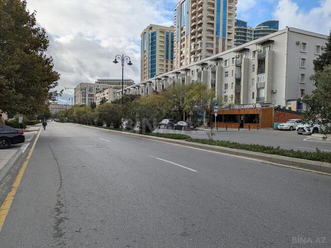 Satılır 2 otaqlı köhnə tikili 60 m², Yasamal r., photo 3 from 17