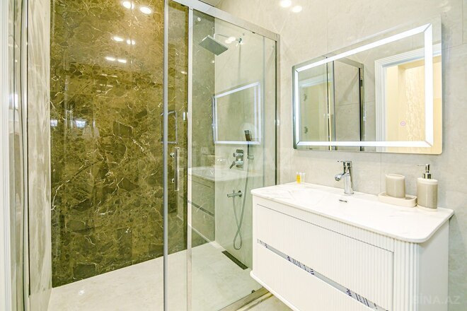 İcarəyə verilir 3 otaqlı yeni tikili 110 m², 28 May m., photo 29 from 32