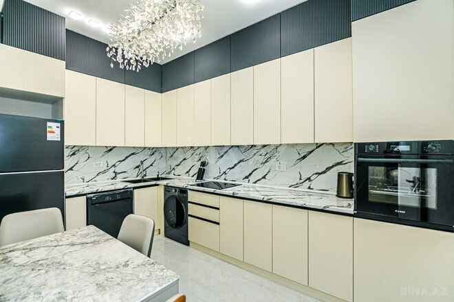 İcarəyə verilir 3 otaqlı yeni tikili 110 m², 28 May m., photo 25 from 32