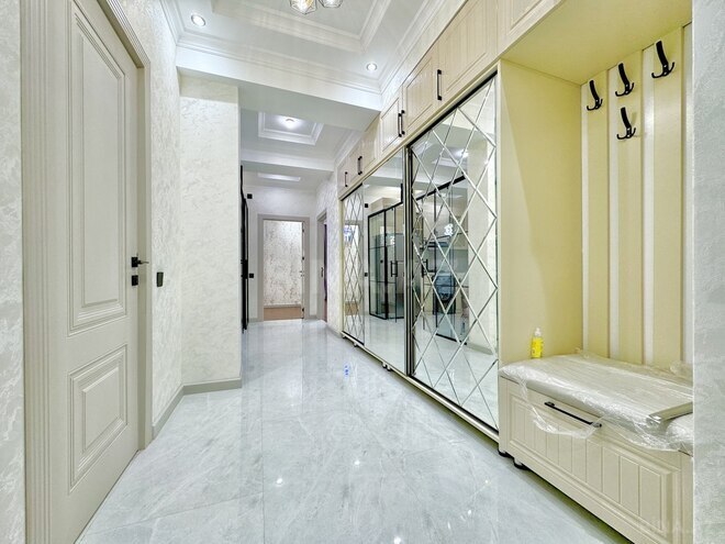 Продаётся 3-комн. новостройка 75 м², м. Кара Караев, photo 10 from 25