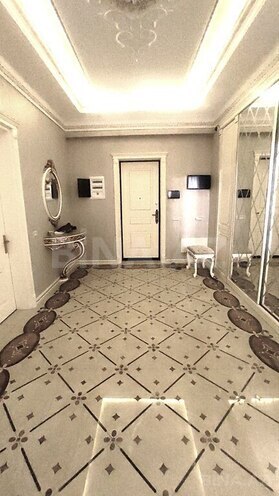 Продаётся 4-комн. новостройка 240 м², м. Низами, photo 3 from 14