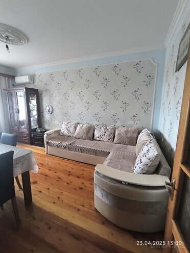 Satılır 3 otaqlı köhnə tikili 90 m², Xalqlar Dostluğu m., photo 1 from 15