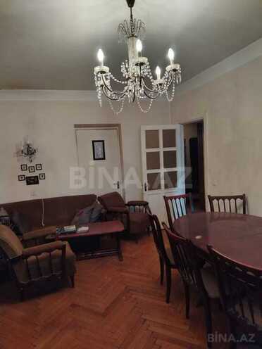 Продаётся 3-комн. вторичка 75 м², м. Низами, photo 14 from 26