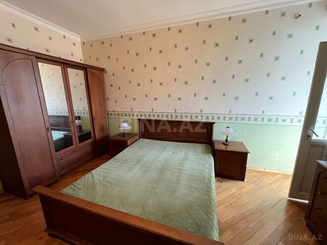 Сдаётся 3-комн. новостройка 130 м², м. Низами, photo 8 from 19