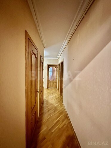 Satılır 4 otaqlı köhnə tikili 110 m², Azadlıq Prospekti m., photo 23 from 24