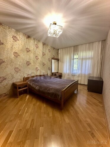 Satılır 4 otaqlı köhnə tikili 110 m², Azadlıq Prospekti m., photo 20 from 24