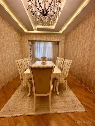 Satılır 4 otaqlı köhnə tikili 110 m², Azadlıq Prospekti m., photo 3 from 24