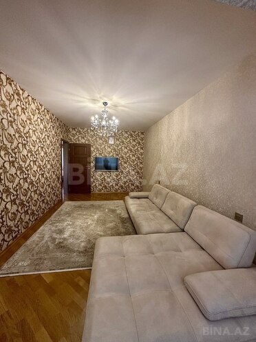 Satılır 4 otaqlı köhnə tikili 110 m², Azadlıq Prospekti m., photo 4 from 24