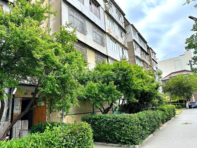 Satılır 5 otaqlı köhnə tikili 125 m², Qara Qarayev m., photo 31 from 32