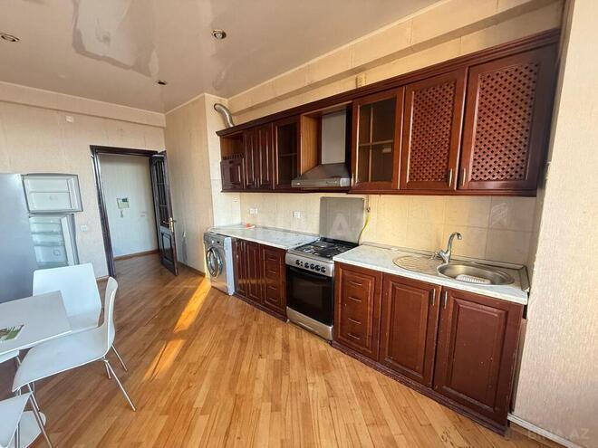 Сдаётся 2-комн. новостройка 110 м², м. Ази Асланов, photo 8 from 18