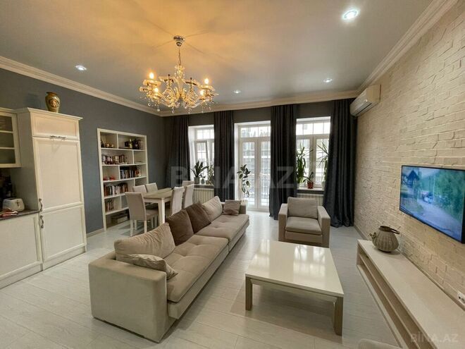 Satılır 2 otaqlı köhnə tikili 70.5 m², İçəri Şəhər m., photo 7 from 30