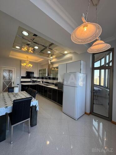 Сдаётся 3-комн. новостройка 154 м², м. Низами, photo 11 from 21