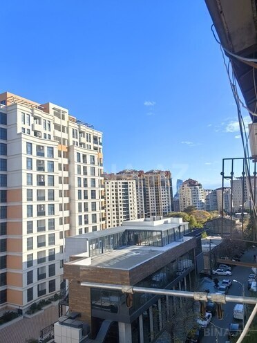 Продаётся 3-комн. вторичка 110 м², м. 28 мая, photo 6 from 32