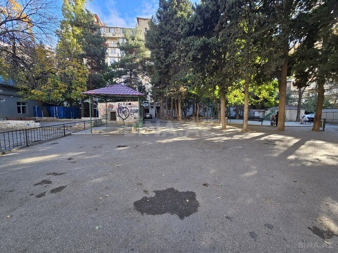 Продаётся 3-комн. вторичка 70 м², м. Гянджлик, photo 3 from 15