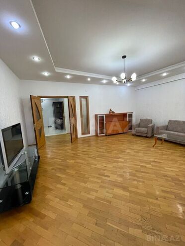 İcarəyə verilir 3 otaqlı yeni tikili 150 m², 28 May m., photo 21 from 25