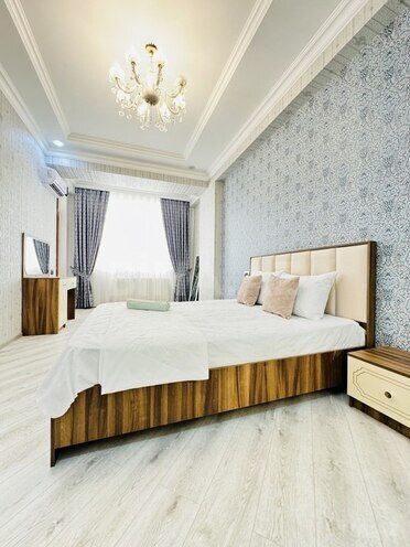 Сдаётся 3-комн. новостройка 100 м², м. 28 мая, photo 13 from 32